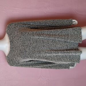 Cherishh Black and White Knit Textured Scoop Neck One Size Pullover Sweater